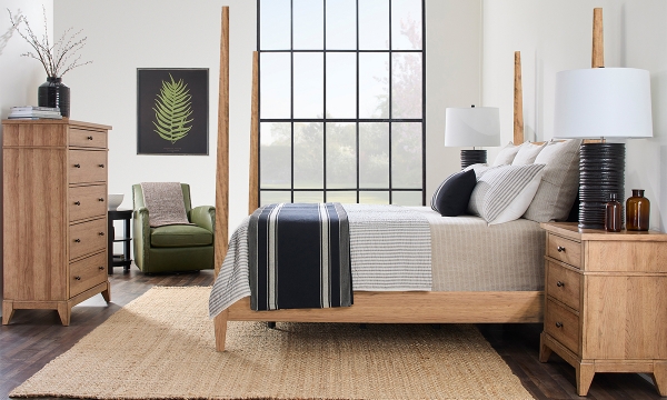 Picture of Trisha Todays Traditions Hickory 3-Piece Queen Poster Bedroom Set